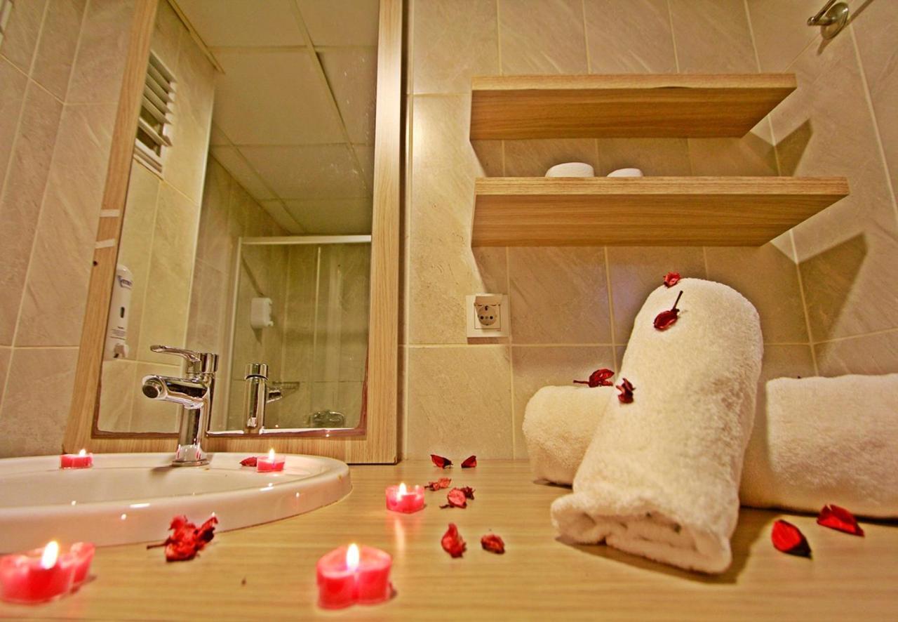 Red House Vip Apartmant Suites Isztambul Kültér fotó